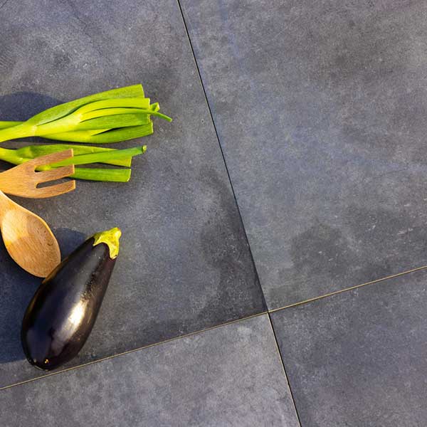 Traigres 60x60x3 Betonica Carbon
